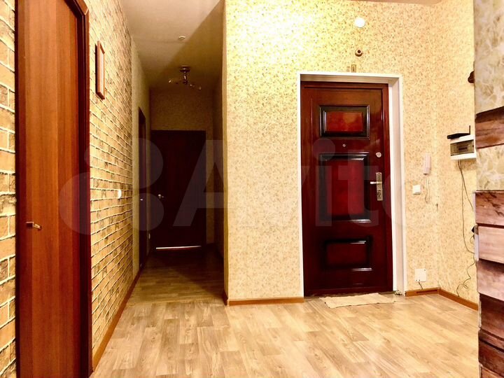 3-к. квартира, 92 м², 8/9 эт.