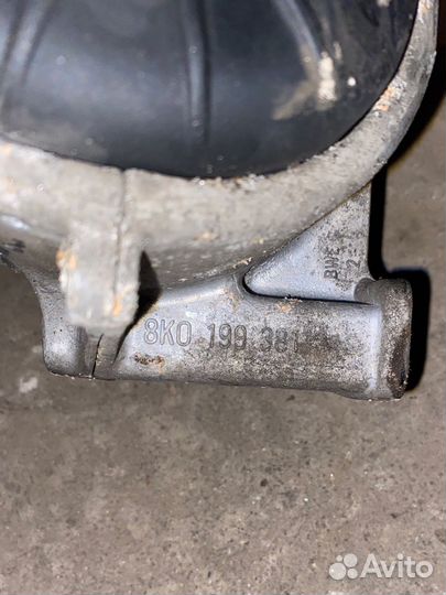 Подушка двигателя Audi a4 b8 1.8