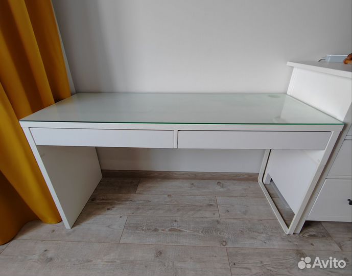 Письменный / компьютерный стол IKEA micke