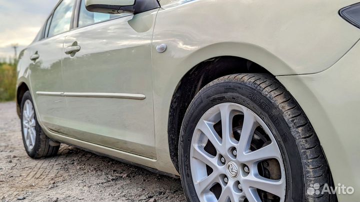 Mazda 3 1.6 AT, 2008, 200 000 км
