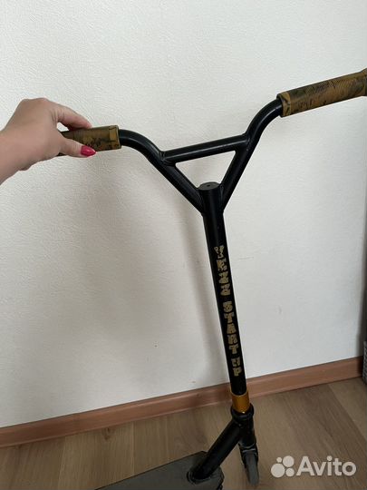 Трюковой самокат