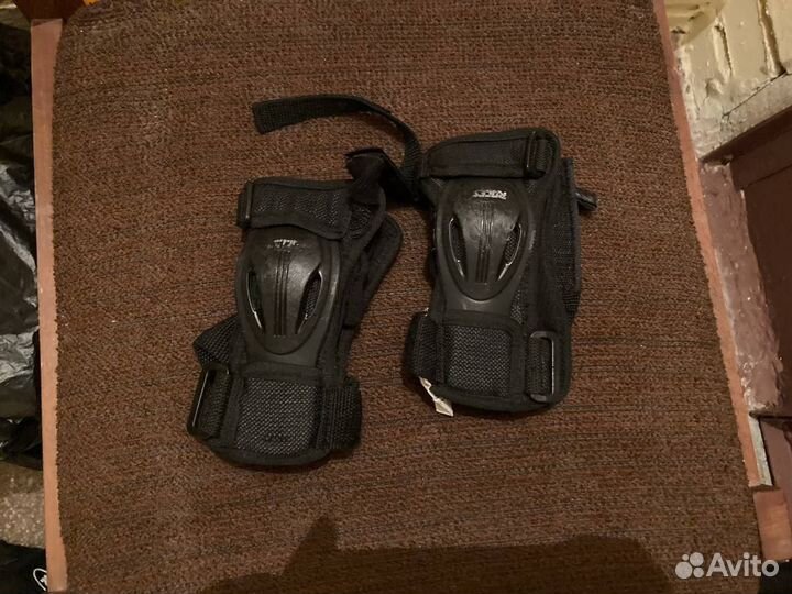 Роликовые коньки мужские 43 размер Reaction- h505m