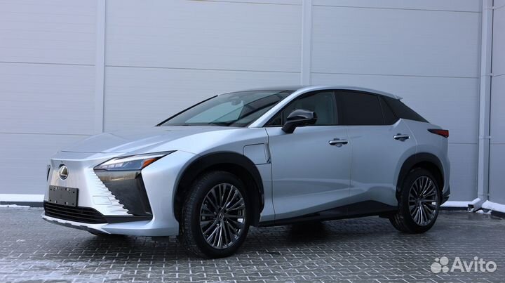 Lexus RZ 313 л.с. AT, 2023, 10 000 км
