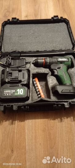 Шуруповерт ударный