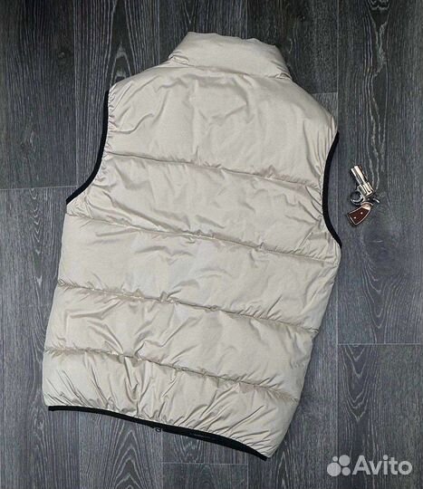 Жилетка nike новая межсезонная