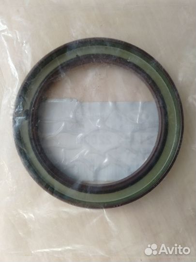 Сальник коленвала hendai accent