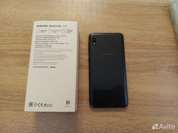 Samsung Galaxy A10, 2/32 ГБ