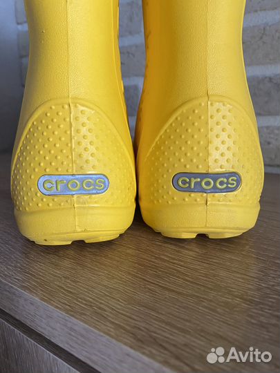 Резиновые сапоги crocs