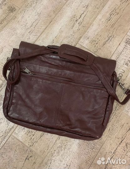 Мужской кожаный портфель