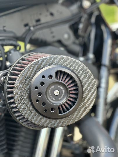 Harley-Davidson Iron 883