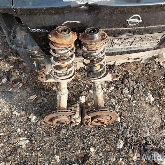 Стойка передняя правая/левая Daewoo Nexia