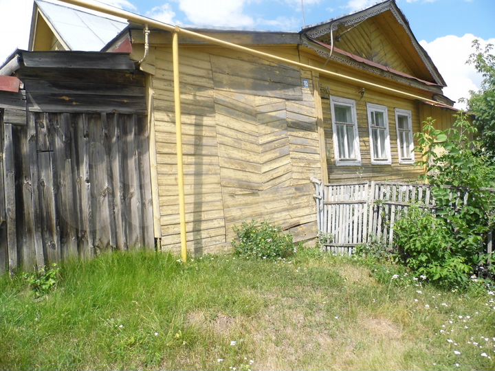 Дом 50 м² на участке 32 сот.