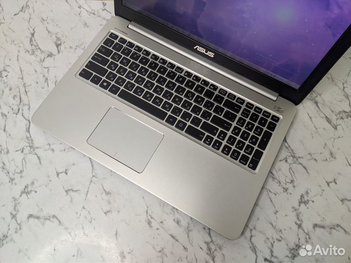 Ноутбук Asus Core i3/ GT 940M