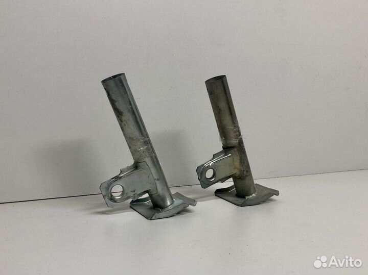Кронштейн заднего бампера LADA 2105 1979-2012