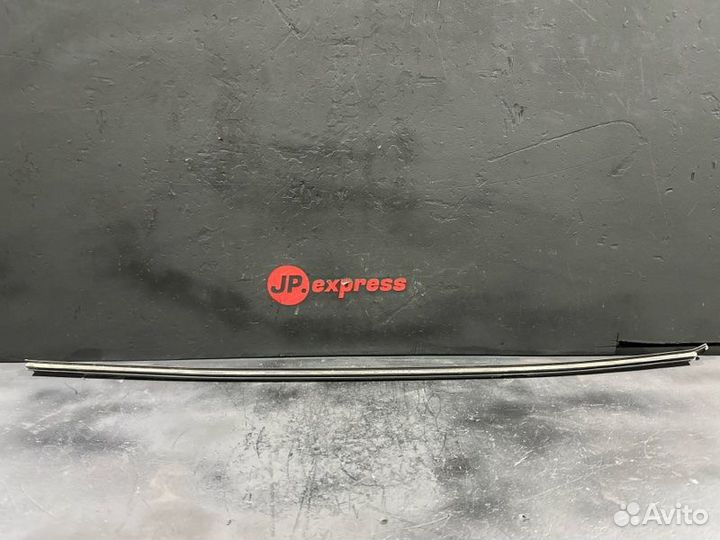 Молдинг двери задний левый Bmw 3 E90 N43B20 2010