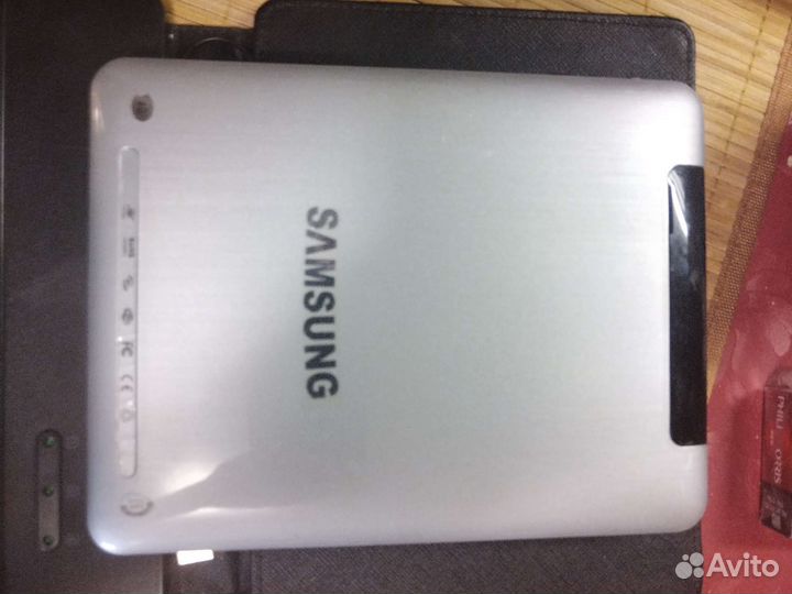Планшет samsung, клавиатура с чехлом