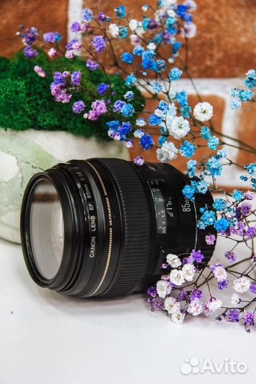 Объектив Canon EF 85mm F1.8 USM б.у