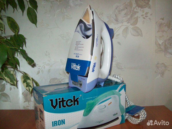 Утюг Vitek