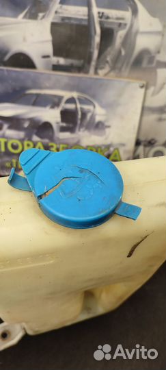 Бачок омывателей Audi 100 C4