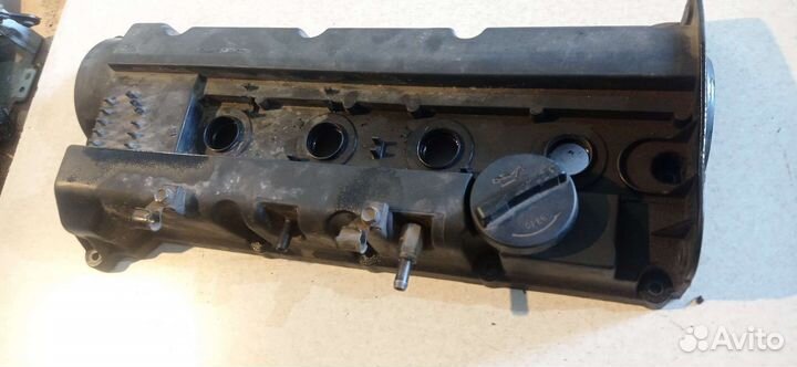 Клапанная крышка Hyundai Sonata 2.0л G4GC