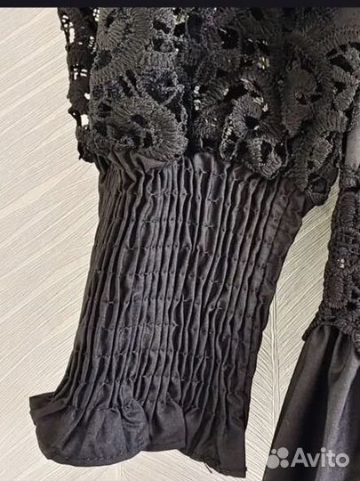 Нарядное женское платье