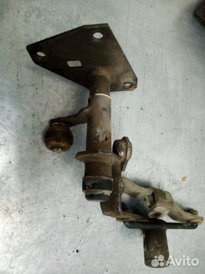 Механизм выбора передач Skoda Octavia A4 1U