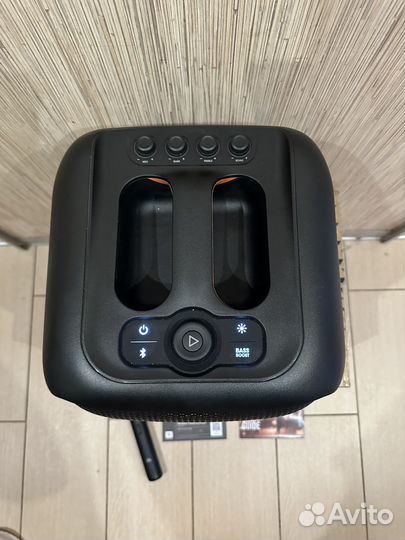 Колонка jbl partybox encore с микрофоном