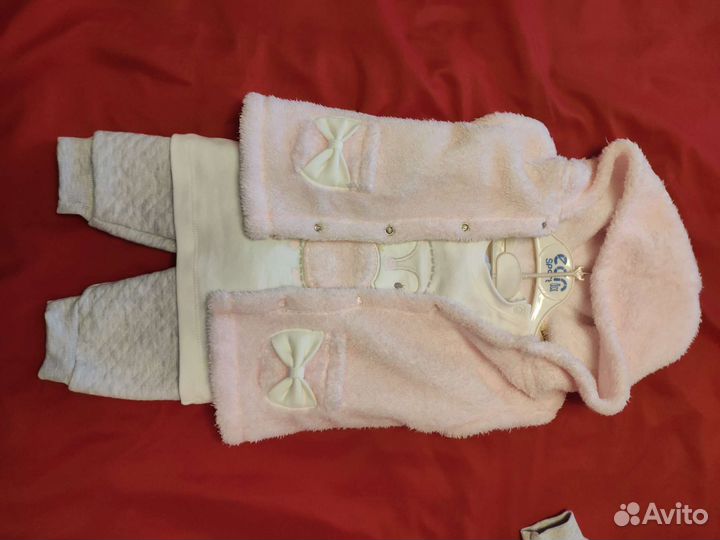 Костюмчик тройка,новый для девочки 12-16 мес