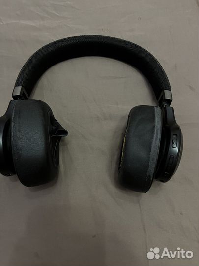 Jbl live 650btnc