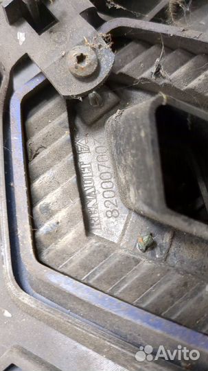 Решетка радиатора Renault Kangoo, 2005