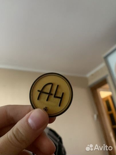 Золотая фишка a4