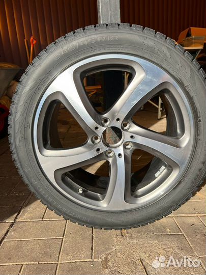 Nokian Tyres Hakkapeliitta R3 245/45 R18