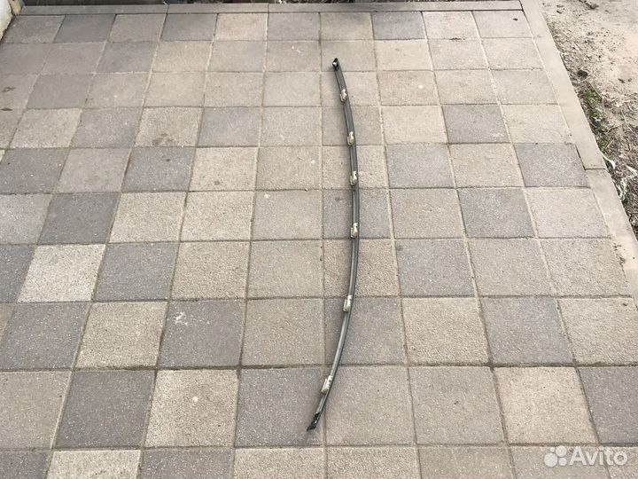 Молдинг крыши левый Renault Fluence 1