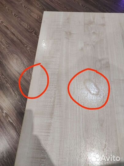 Детский письменный стол и стул