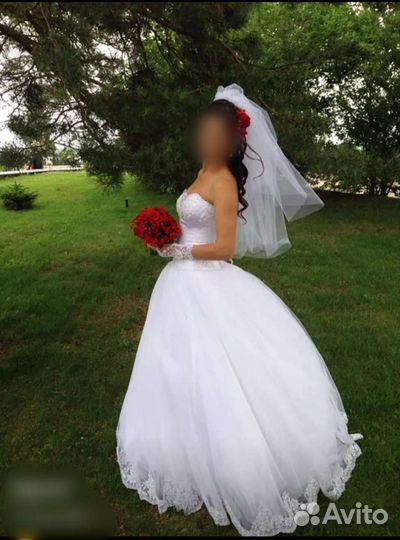 Свадебное платье