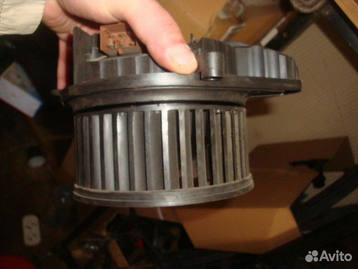 Моторчик печки 8E1820021E для ауди А4 8Е