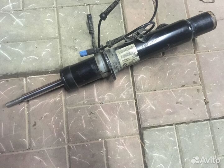 BMW F15 передний амортизатор