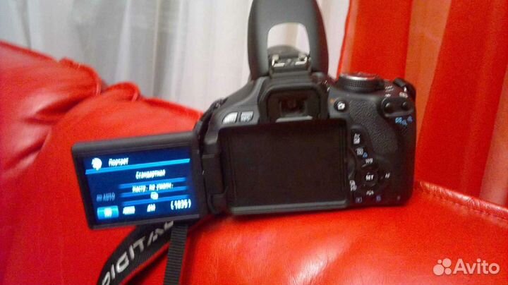 Зеркальный фотоаппарат canon 600d