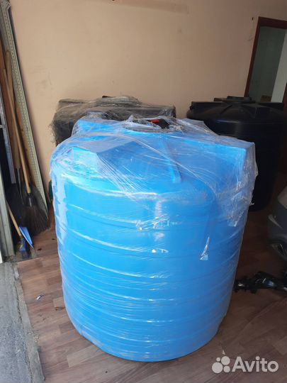 Бак для воды 1 куб, 1000 литров синий