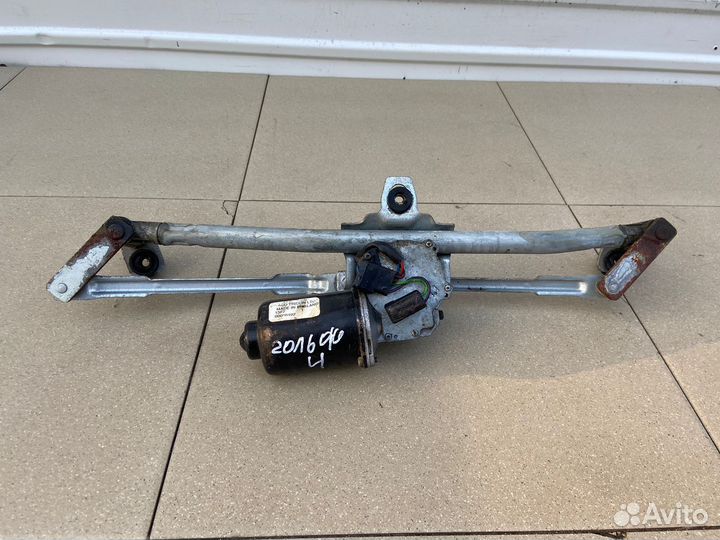 Трапеция дворников Volkswagen Golf 4