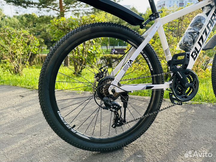 Велосипед алюминиевая рама blizzard 26R (белый)