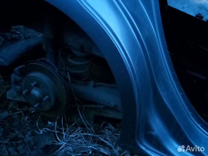 Крыло заднее правое honda fit / jazz