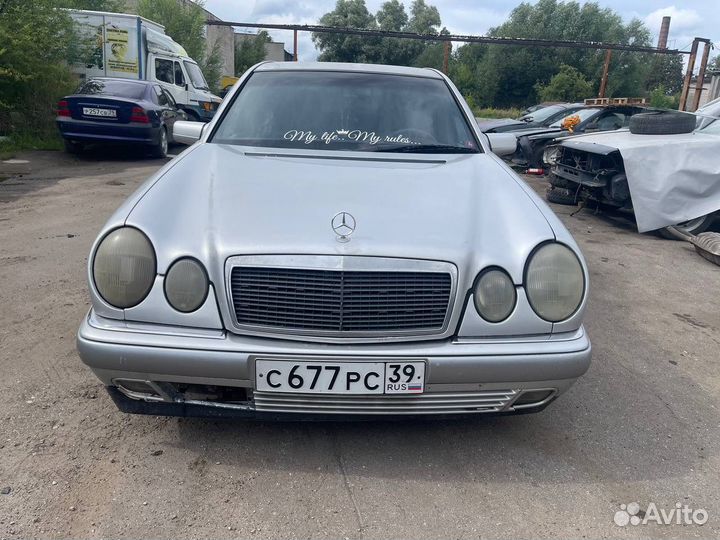 Разбор Mercedes w210, 3.0d, 136л.с., 1996 г