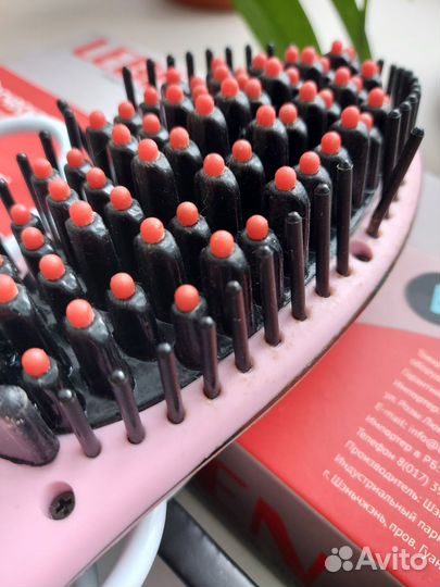 Расческа-выпрямитель leben