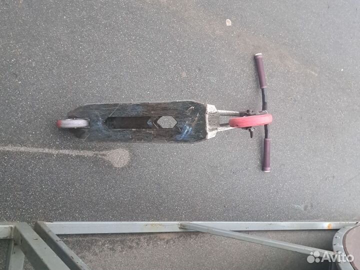 Трюковой самокат