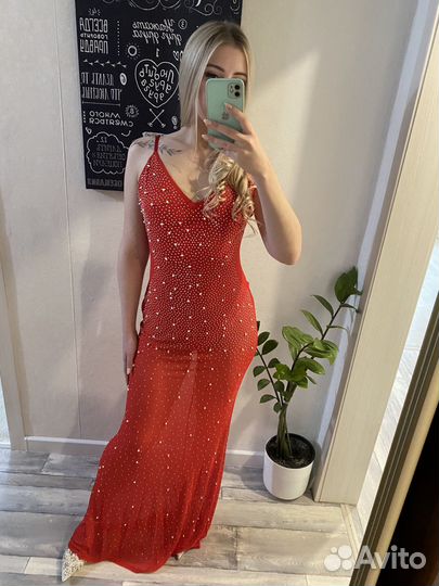 Вечернее платье