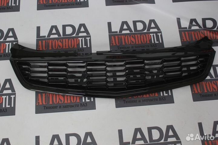 Решетка радиатора Лада Приора 2 (чёрный глянец)