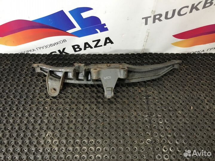 Кронштейн пневморессоры задний правый