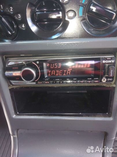 Автомагнитола sony cdx 4 52х