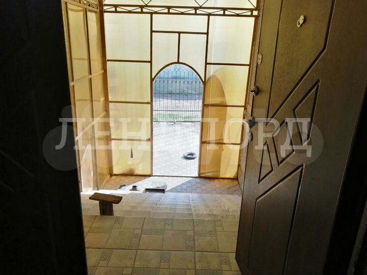 Дом 323,6 м² на участке 15,3 сот.